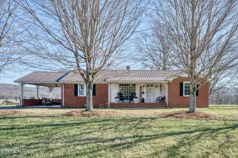 6798 Cherry Creek Rd, Cookeville, TN 38506