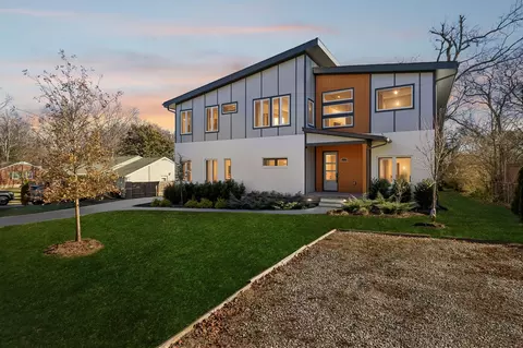 4112 Saunders Ave, Nashville, TN 37216