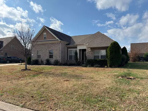 5111 General Eisenhower Dr, Murfreesboro, TN 37129