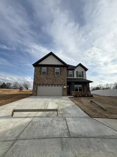 217 Watershed Ct, Ashland City, TN 37015
