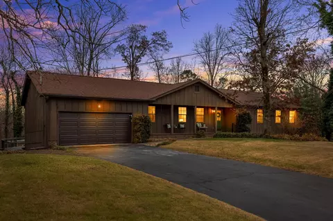 2536 Cross Winds Ln, Chattanooga, TN 37421