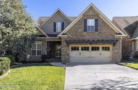 1205 Bishops View Ln, Knoxville, TN 37932