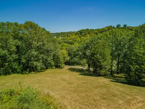 4283 Turkey Creek Rd, Williamsport, TN 38487