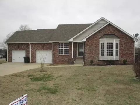1200 Woodvale Dr, Gallatin, TN 37066