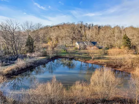 1613 Harpeth Xing, Ashland City, TN 37015