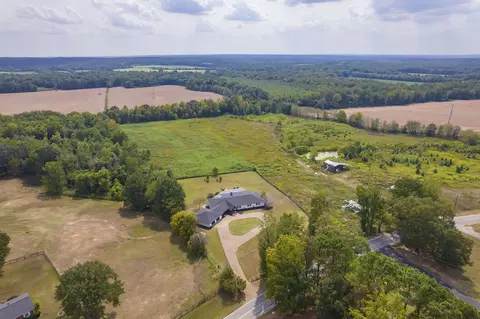 View/Area - 3140 Beech Bluff Rd, Jackson, TN 38301 photo 3 of 11