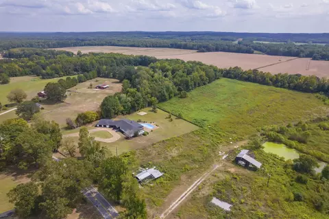 View/Area - 3140 Beech Bluff Rd, Jackson, TN 38301 photo 7 of 11