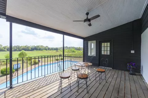 Exterior - 3140 Beech Bluff Rd, Jackson, TN 38301 photo 16 of 21