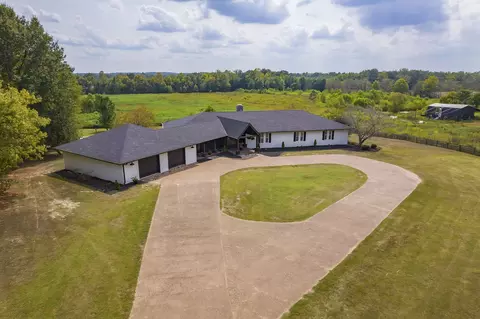 Exterior - 3140 Beech Bluff Rd, Jackson, TN 38301 photo 8 of 21