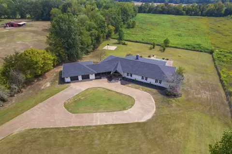 Exterior - 3140 Beech Bluff Rd, Jackson, TN 38301 photo 9 of 21