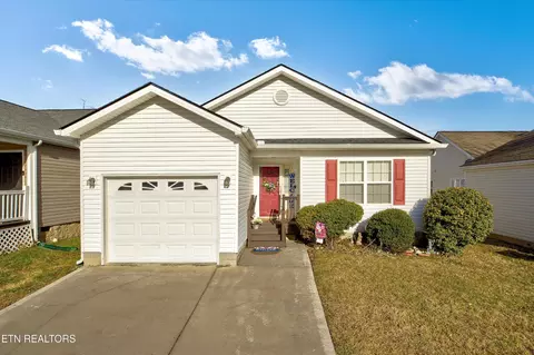 10621 Lone Star Way, Knoxville, TN 37932
