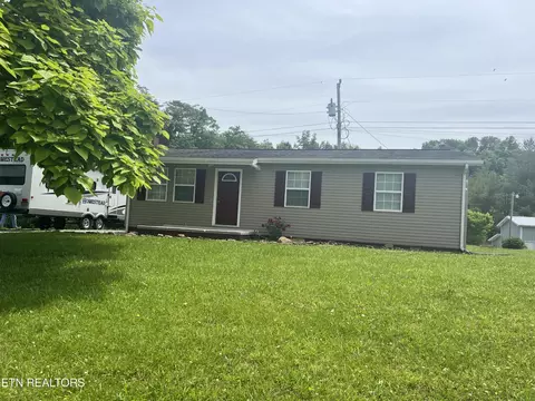 8639 Tazewell Hwy, Sneedville, TN 37869