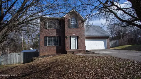 658 Cornerbrook Ln, Knoxville, TN 37918