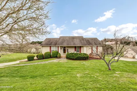 1433 Lambert Rd, Greenback, TN 37742 photo 1