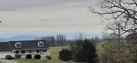 1433 Lambert Rd, Greenback, TN 37742 photo 3