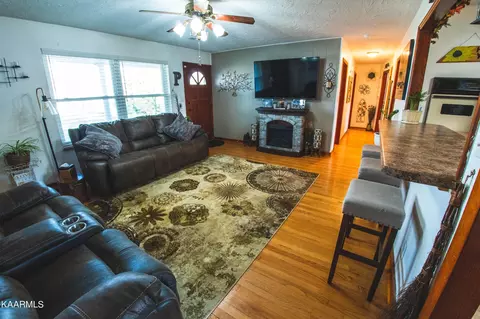 7447 Evolene Cir, Talbott, TN 37877 photo 8
