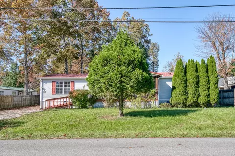 7227 Big Horn Dr, Crossville, TN 38572
