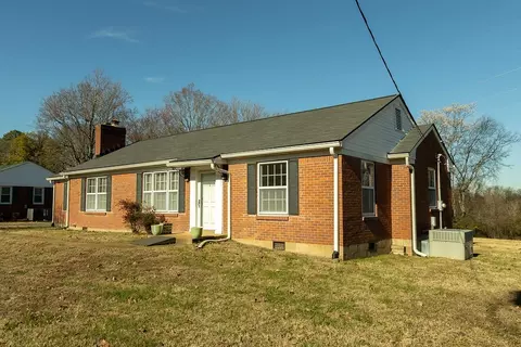 2556 Lakeland Dr, Nashville, TN 37214