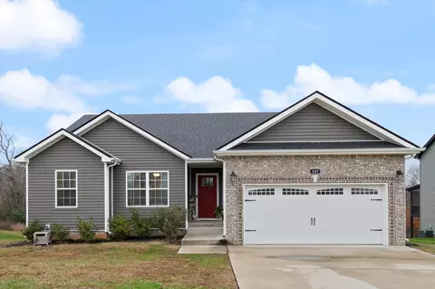 157 Tomahawk Pt, Clarksville, TN 37040