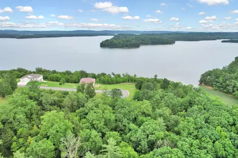 370 River Run Trl, Spring City, TN 37381