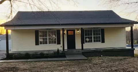 200 Sunset Blvd, Wartrace, TN 37183