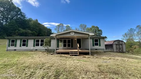 1564 Locust Grove Rd, New Tazewell, TN 37825