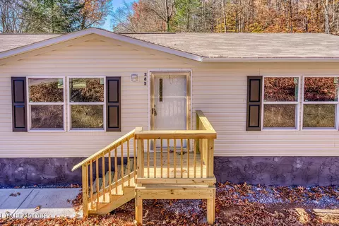 365 Harmon Ln, Lenoir City, TN 37771