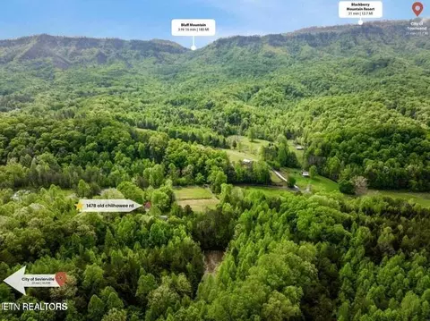 1478 Old Chilhowee Rd, Seymour, TN 37865