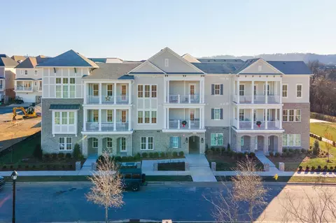 6037 Whitman Rd #203, Franklin, TN 37064