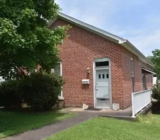 735 Center St, Henderson, KY 42420