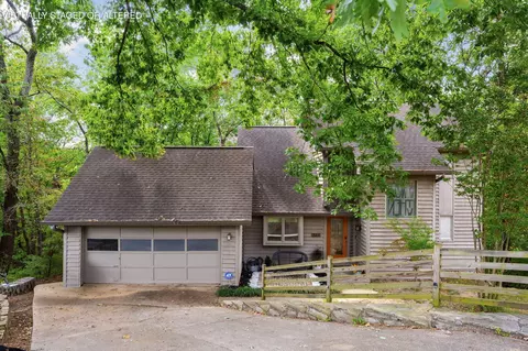1722 Lake Wood Cir, Hixson, TN 37343