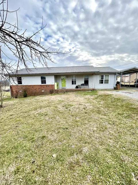 120 Mason Dr, Fayetteville, TN 37334