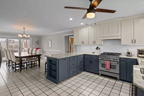 Kitchen - 122 Reep Rd, Dickson, TN 37055 photo 2 of 3