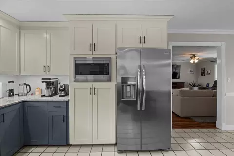 Kitchen - 122 Reep Rd, Dickson, TN 37055 photo 1 of 3