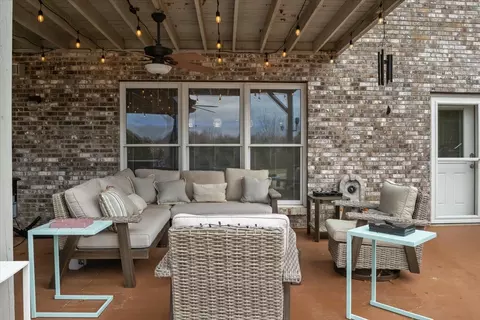 Exterior - 122 Reep Rd, Dickson, TN 37055 photo 5 of 5