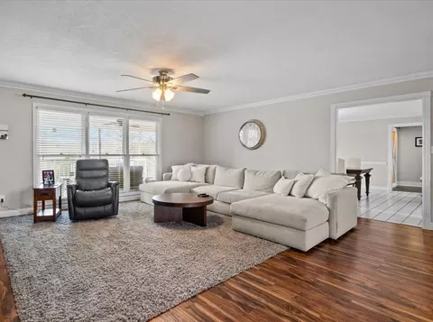 Living - 122 Reep Rd, Dickson, TN 37055 photo 1 of 2
