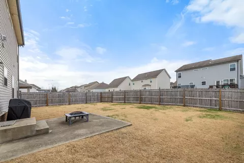 Exterior - 1036 Daniel Ln, Spring Hill, TN 37174 photo 4 of 4