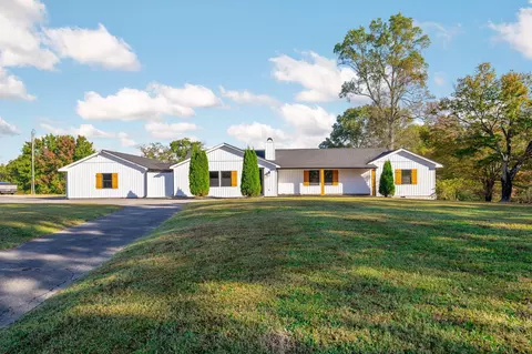 696 Boynton Dr, Ringgold, GA 30736