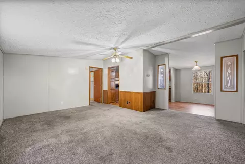 1105 Valley View Rd, Ashland City, TN 37015