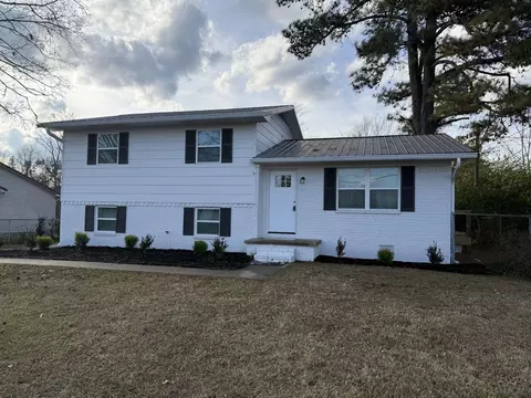 3512 Crawford Dr SE, Cleveland, TN 37323