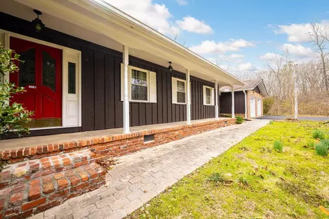 477 Hulsey Dr, Ringgold, GA 30736