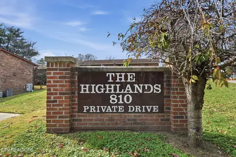 810 Highland Dr #1403, Knoxville, TN 37912
