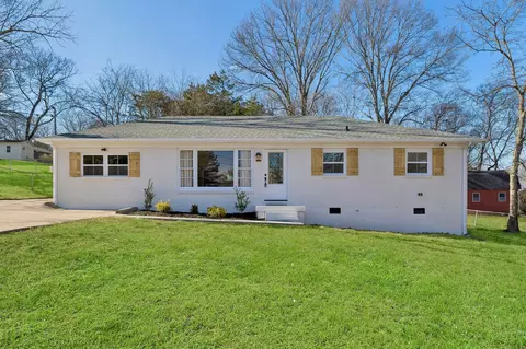 430 Hull Ave, Lewisburg, TN 37091