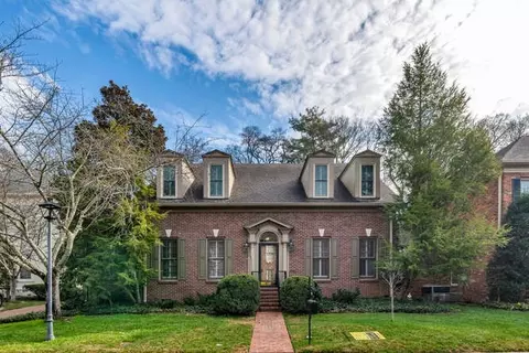 132 Wentworth Ave, Nashville, TN 37215