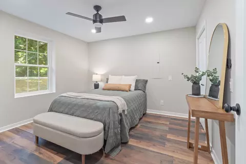 Bedroom - 100 Short St, Dickson, TN 37055 photo 1 of 9