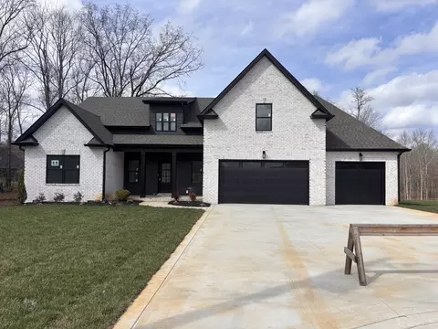 418 N Starwood Ct, Clarksville, TN 37042