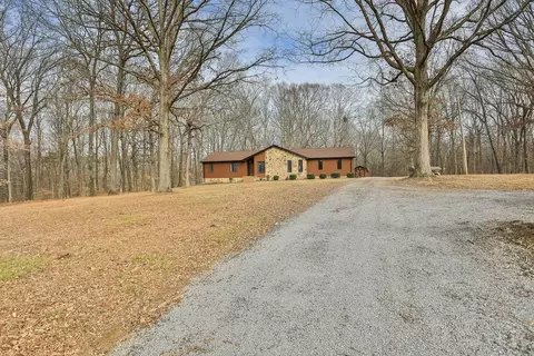 3566 Thomasville Rd, Chapmansboro, TN 37035