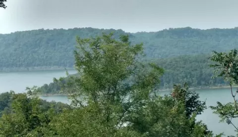 405 Maury Ln, Smithville, TN 37166