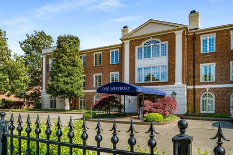 3737 W End Ave #101, Nashville, TN 37205