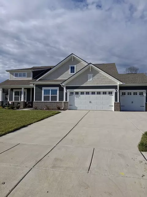 2624 Augusta Trace Dr, Columbia, TN 38401